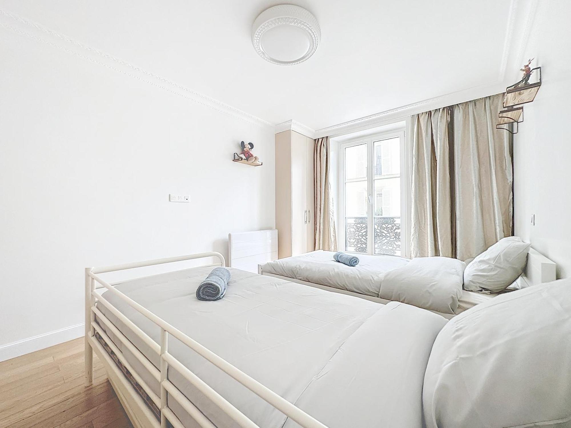 Apartamento 118 - , Place De La Republique, 7 Personnes París